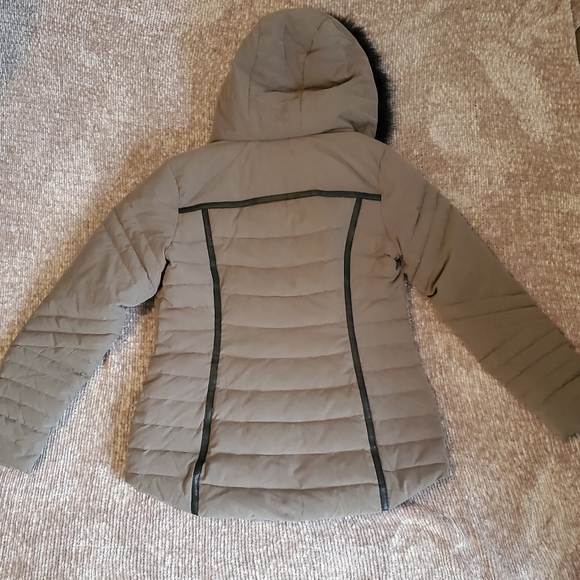 Express Hooded (MINUS THE) Leather Trim Puffer Coat - Picture 5 of 11